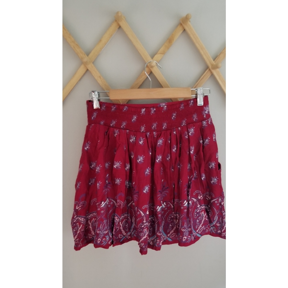 Mini skirt size large
